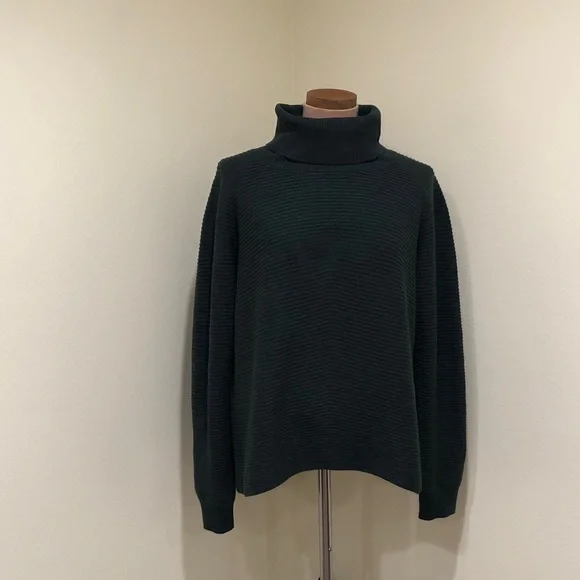 SOLD Kuhl Solace Sweater Size Large Dark Green Ribbed Turtleneck Pullover - Picture 2 of 14